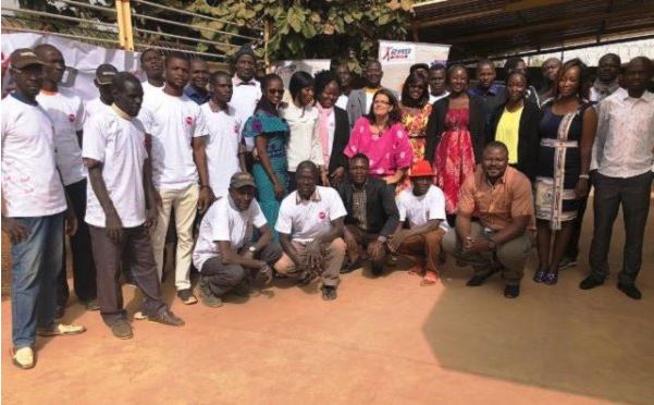 Dons aux Employ�s de RMO Burkina-Faso